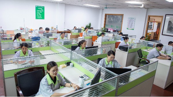 北方人在南方注塑模具加工廠(chǎng)上班是什么體驗(yàn)